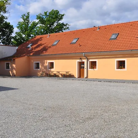 Inn Restaurant Bartochov