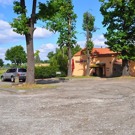 Restaurant Bartochov 3*